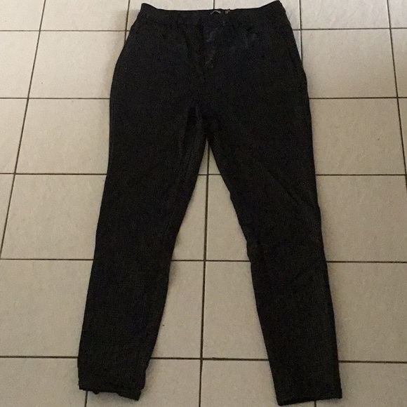 NEW Boohoo Black Plaid Faux Leather High Rise Pants - Picture 4 of 9